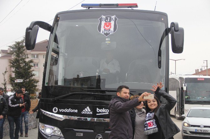 Beşiktaş, Karabük Deplasmanına Giderken Bolu’da Mola Verdi