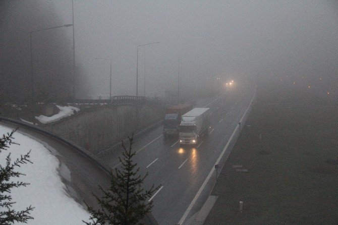 Bolu Dağı’nda Görüş Mesafesi 10 Metreye Düştü