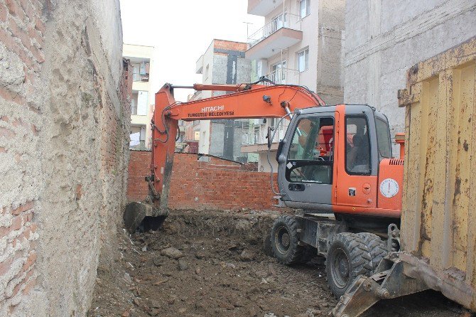 Turgutlu Belediyesi’nden Sağlık Ocağı Yapımına Destek