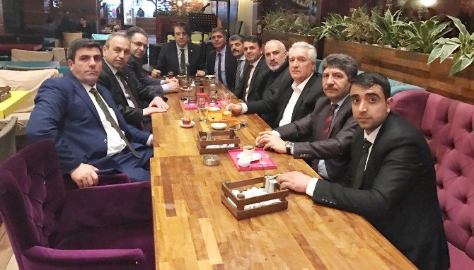 Aydemir, Ankara’ya Çıkarma Yapan Başkanlarla İlçeleri Değerlendirdi