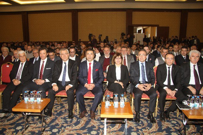 Denizli’de Eximbank Kredileri Ve İhracatçıya Yönelik Finans Kaynakları Semineri