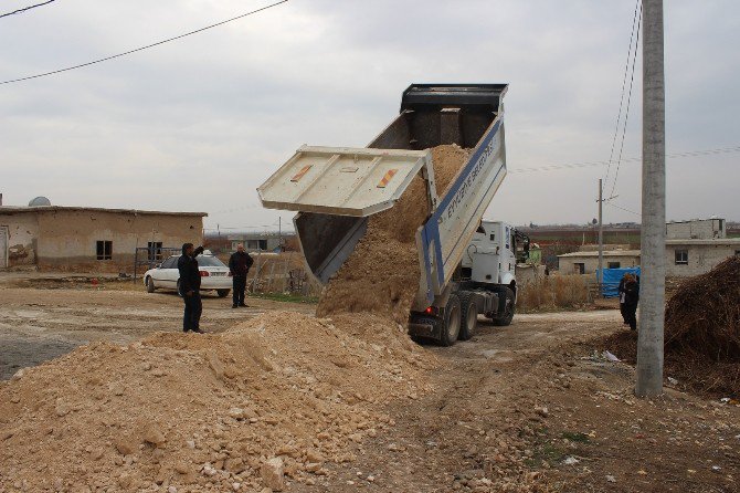 Eyyübiye Belediyesi Yol Yapım Çalışmalarını Sürdürüyor