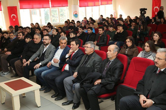 İlkadım’da “Abdülhamit” Konferansı