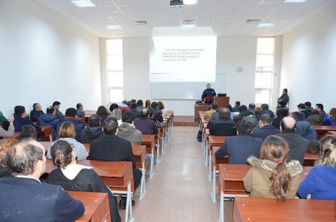 Üniversitede “Tahliye Ve Yangın Söndürme” Tatbikatı