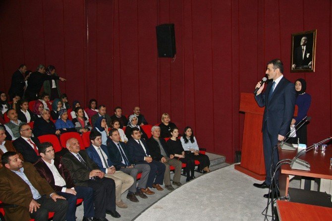 Sungurlu Devlet Hastanesi’nde 15 Temmuz Fotoğraf Sergisi