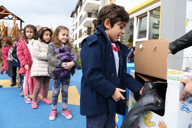 Konyaaltı Belediyesi Kreşi’nden Eşya Yardımı