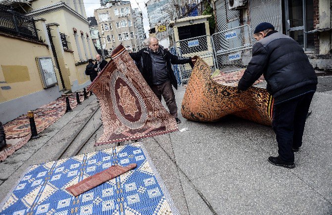 Taksim’de Bu Görüntüler Yakında Son Bulacak