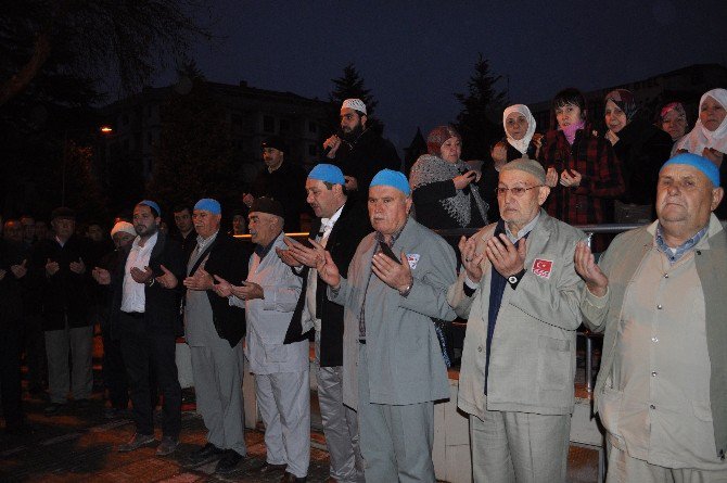 Umre Yolcuları Kutsal Topraklara Uğurlandı