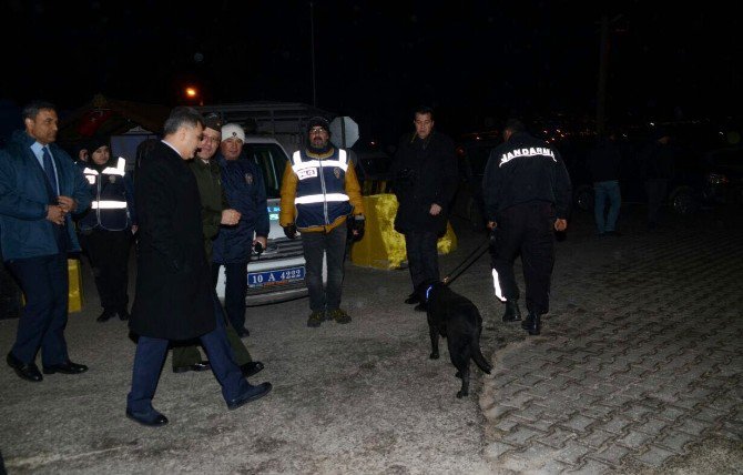 Balıkesir’de Aranan 22 Şahıs Gözaltına Alındı