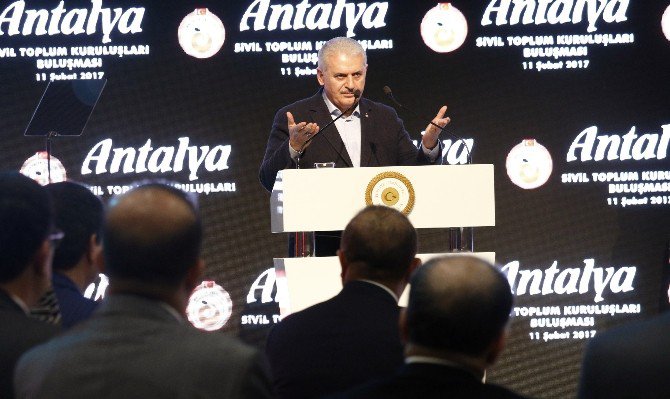 Başbakan Yıldırım Antalya’da Stk Temsilcileriyle Bir Araya Geldi