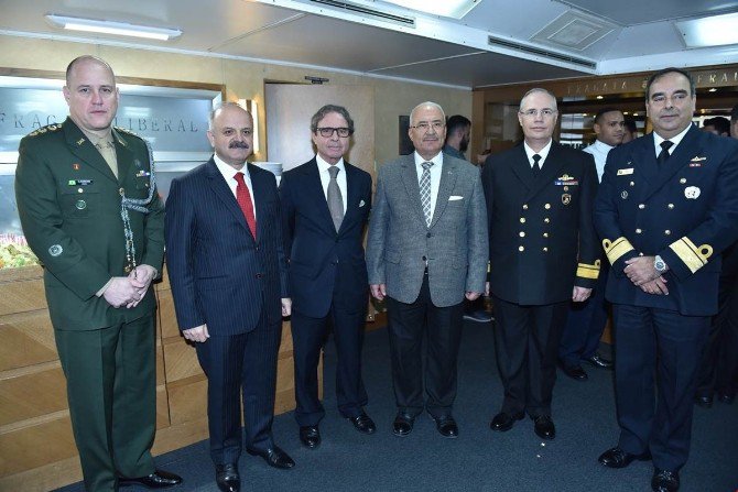 Unıfıl’ın Liberal Fırkateyni Mersin Limanı’na Demirledi