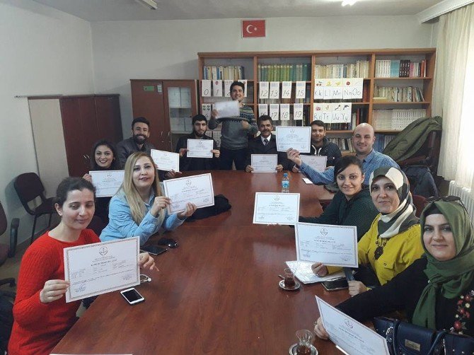Türk İşaret Dili Kursu Tamamlandı