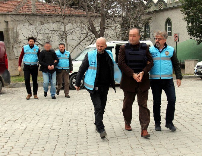 Damat Cinayetinde Aranan 3 Kişi Teslim Oldu