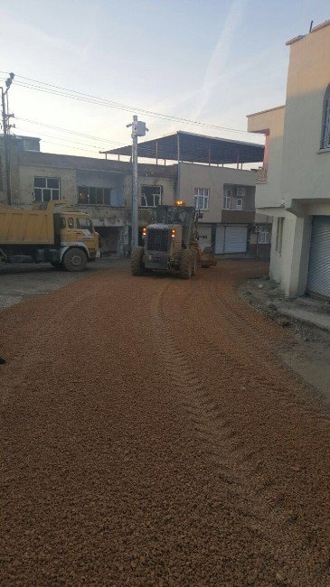 Terör Olaylarında Zarar Gören Mahallelerde Alt Yapı Çalışmaları Başladı