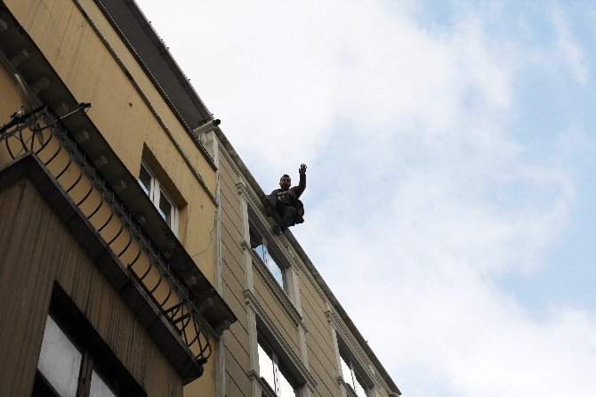 Taksim’de Korku Dolu Anlar