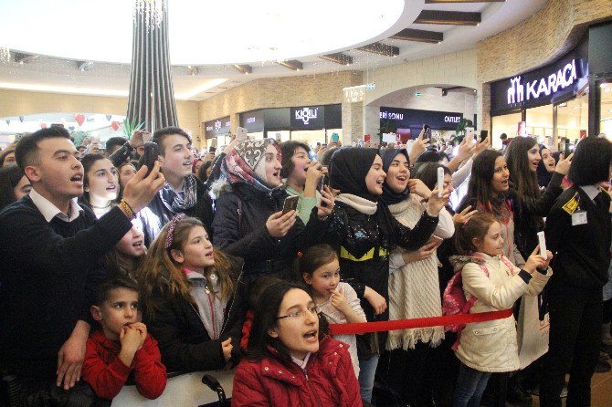 Bolu’da Oğuzhan Koç İzdihamı Yaşandı