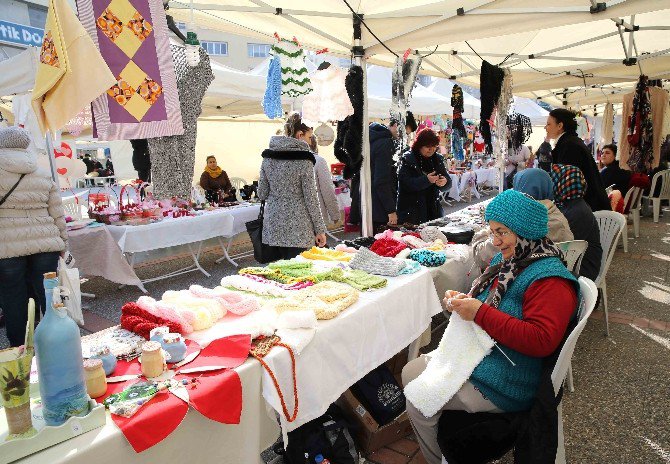 Üretici Kadınlardan 14 Şubat Kermesi