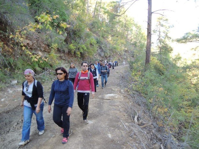 Kepez 7’den 70’e Yürüyor