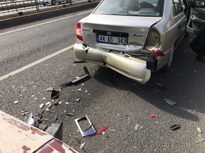 Malatya’da Meydana Gelen Kazada Maddi Hasar Oluştu