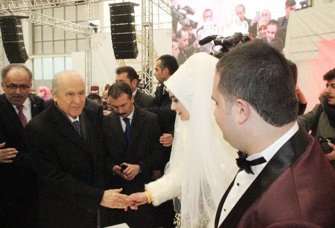 Mhp Lideri Bahçeli, Konya’da Düğüne Katıldı