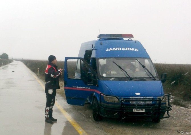 Jandarma Kaçak Avcılara Göz Açtırmıyor