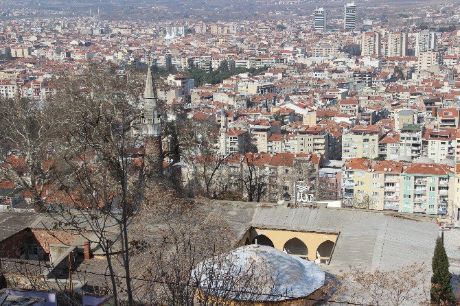 Manisalılar İzmir’e Kaçıyor