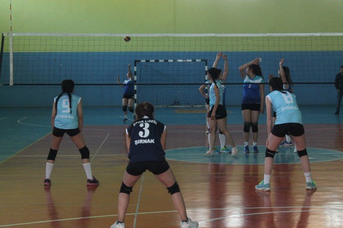 Silopi Voleybol Bölgesel Lig Grup Müsabakalarına Ev Sahipliği Yaptı