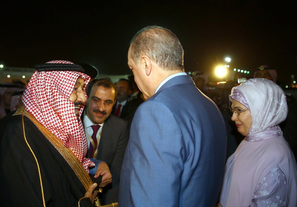 Cumhurbaşkanı Erdoğan Suudi Arabistan’da