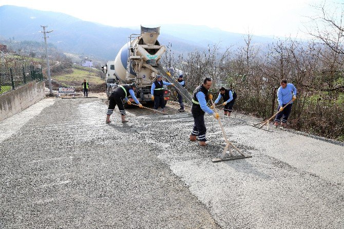 Başiskele’de Alt Ve Üst Yapı Çalışmaları Sürüyor