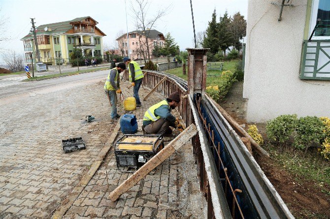 Başiskele’de Alt Ve Üst Yapı Çalışmaları Sürüyor