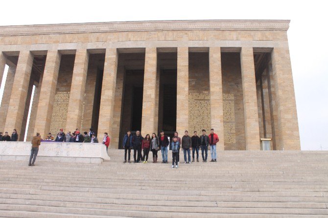 Beytüşşebaplı Öğrenciler Gençlerbirliği İçin Ter Döktü