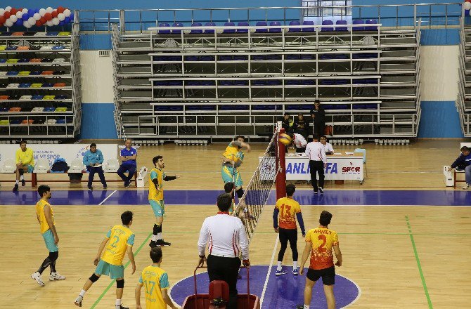 Haliliye Belediyesi 0- Kızıltepe Voleybol: 0