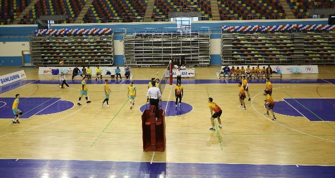 Haliliye Belediyesi 0- Kızıltepe Voleybol: 0