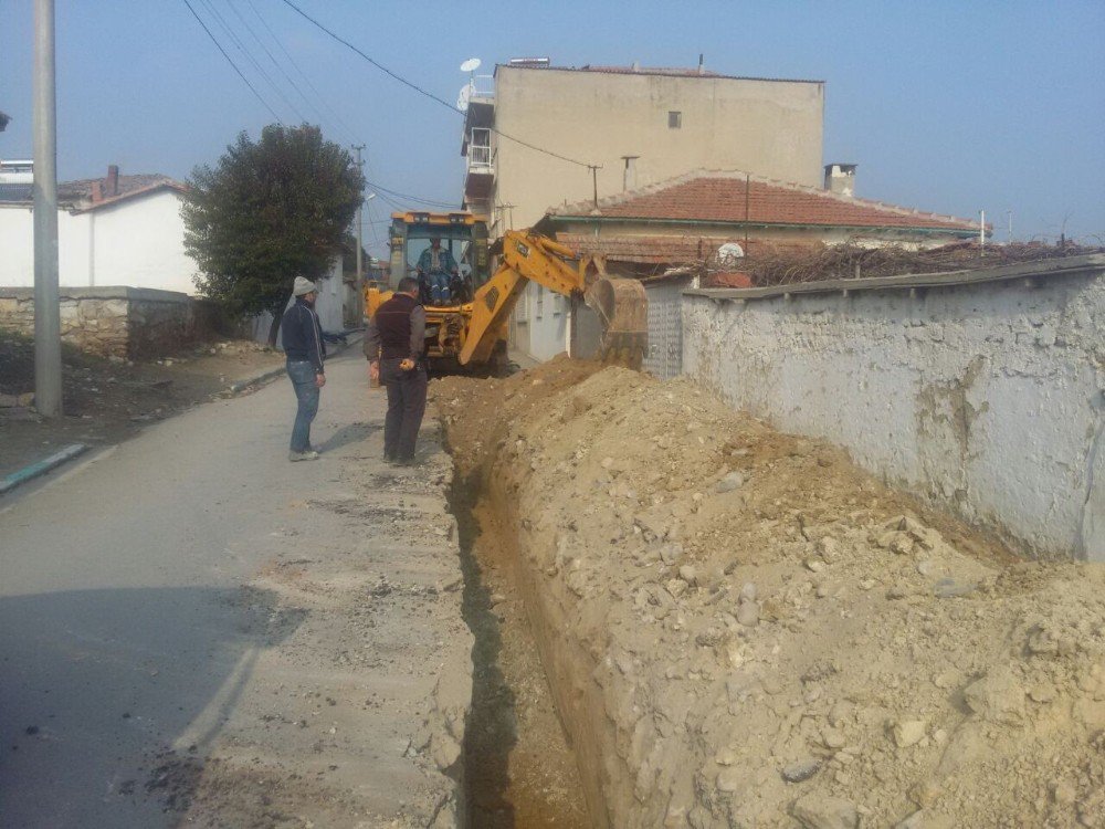 Daha Sağlıklı İçme Suyu İçin Eski Hatlar Yenileniyor