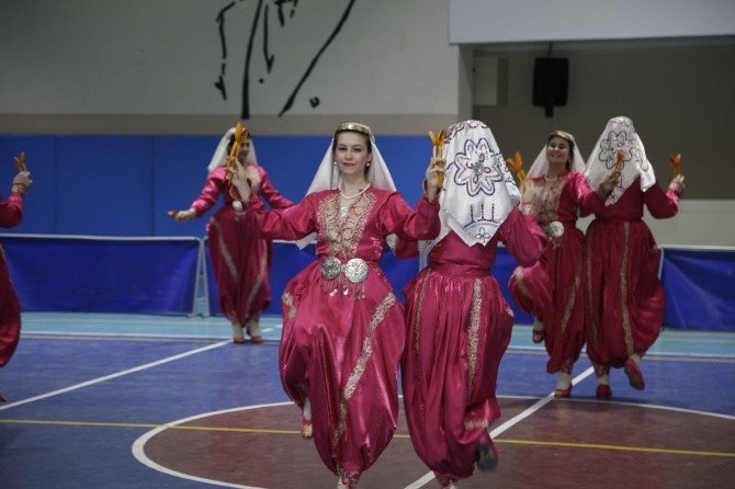 Odunpazarı Belediyesi Halk Oyunları Yarışmasında Birinci Oldu