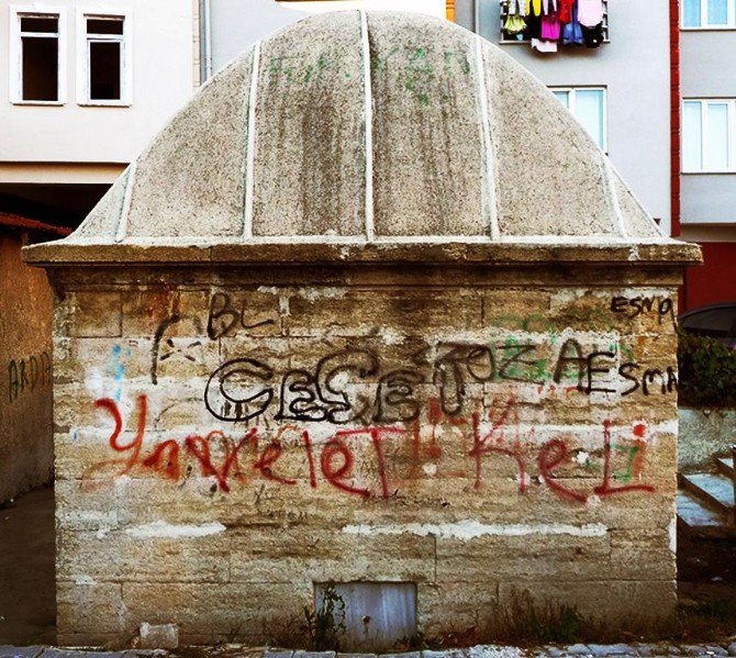 Yrd. Doç. Dr. Sedes: "Edirne’deki Tarihi Çeşmeler Vandalizm Tehdidi Altında"