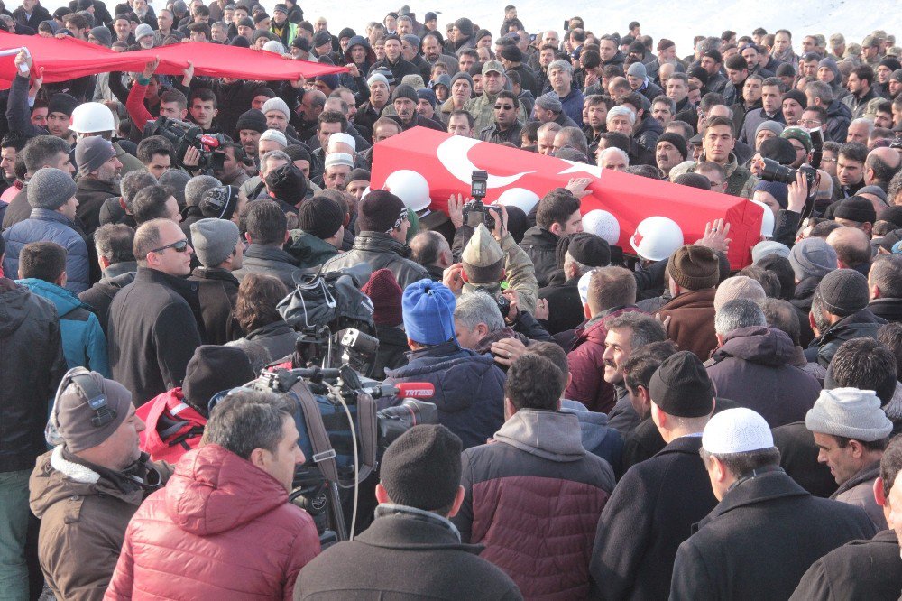 Şehit Uzman Çavuş Sedat Atalay, Aşkale’de Son Yolculuğuna Uğurlandı