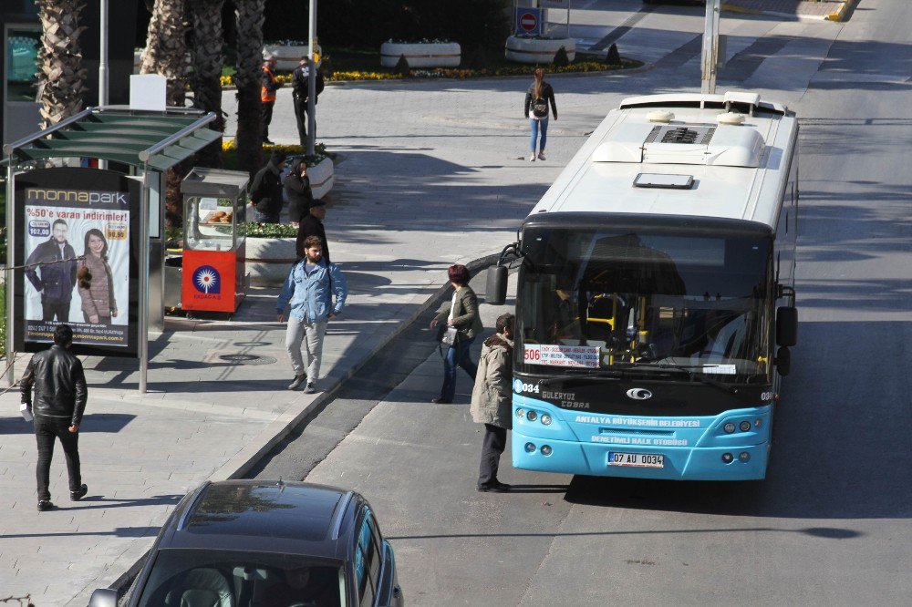 Antalya’da Tek Tip Ulaşım Aşısı Tuttu