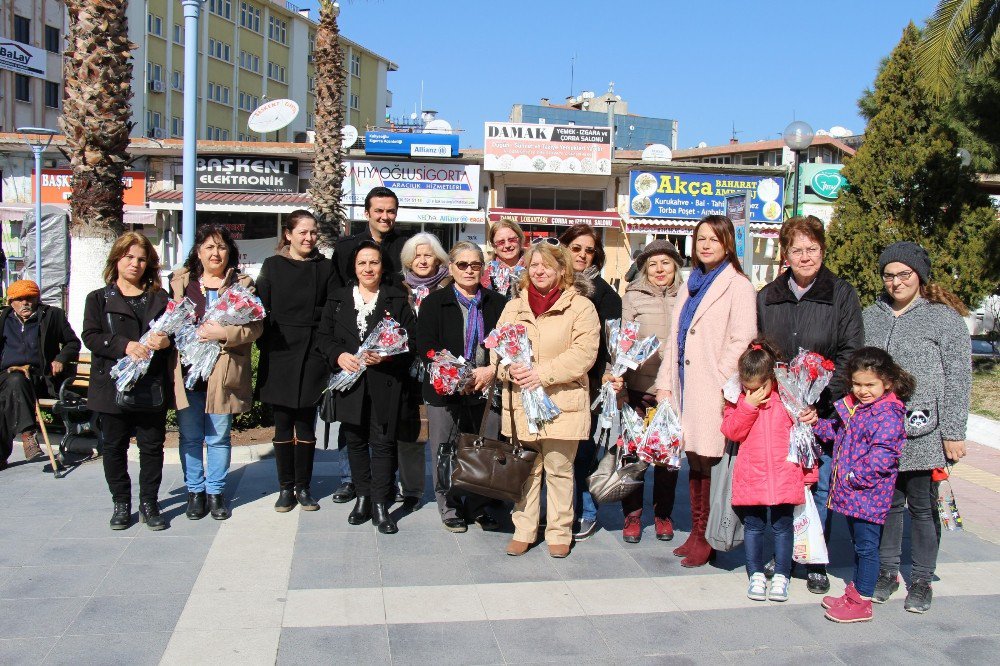 Söke Kadın Meclisi Sevgililer Günü’nü Unutmadı