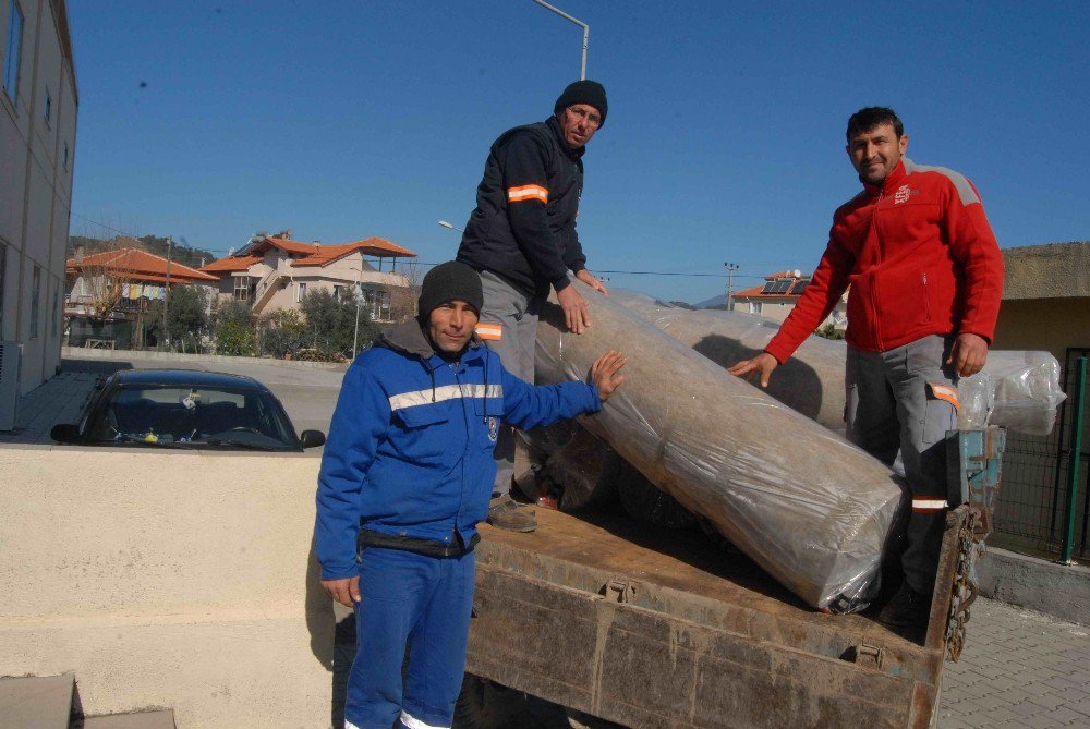 Ortaca Belediyesinden Spor Salonuna Destek