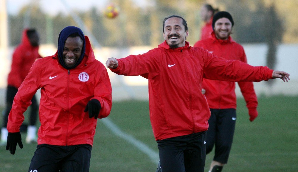 Antalyaspor’da Karabükspor Mesaisi Devam Ediyor