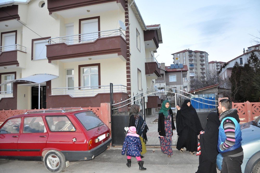 Hırsızlar Mahalle Sakinlerini Canından Bezdirdi