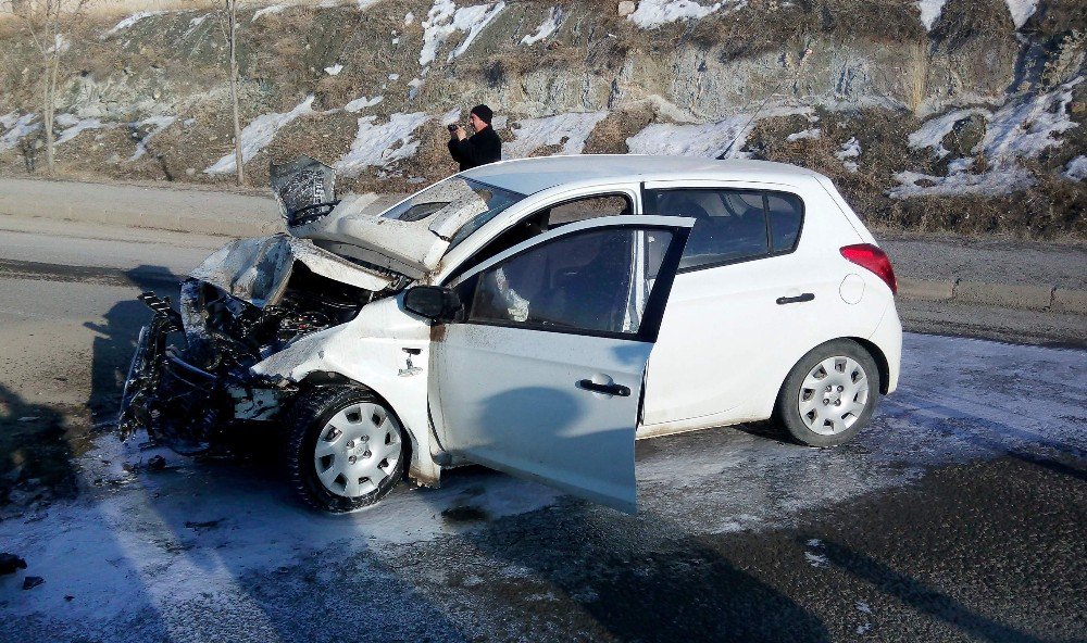 Yozgat’ta Trafik Kazası: 4 Yaralı