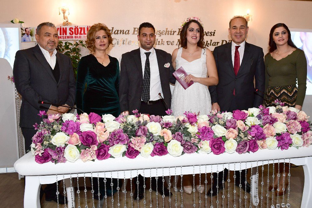 Başkan Sözlü Nikah Kıydı