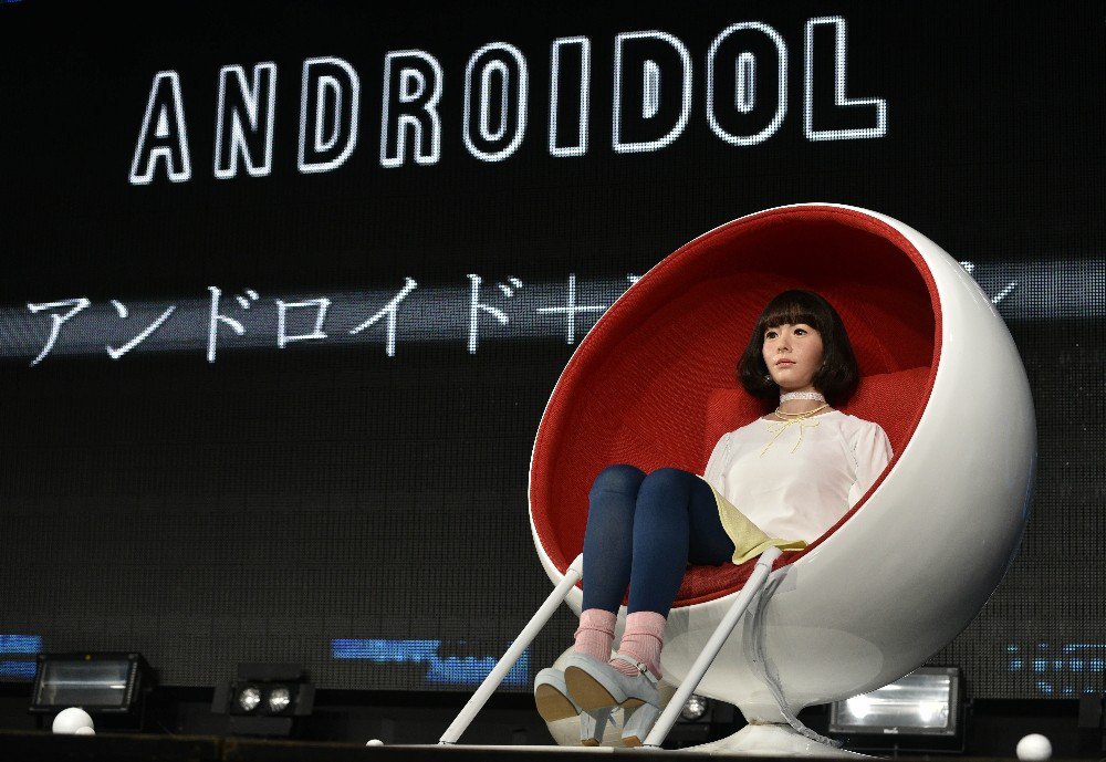 Japon Teknolojisinden İnteraktif İnsansı Robot: Androidol U