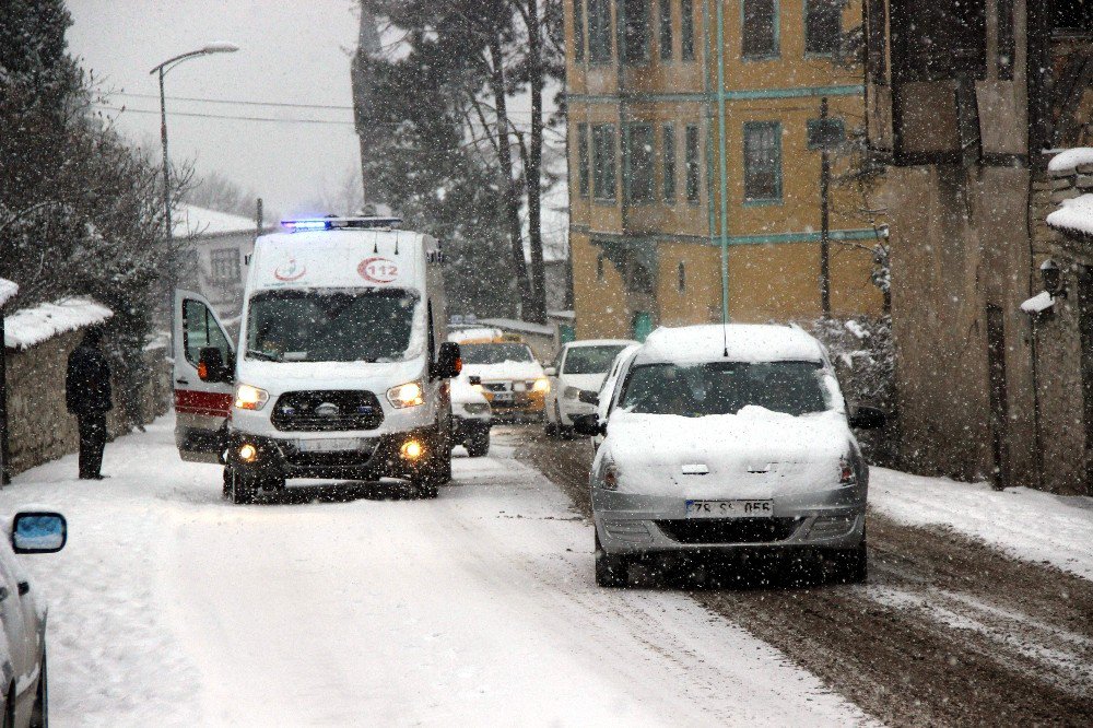 Karabük’te Kar Hayatı Olumsuz Etkiledi