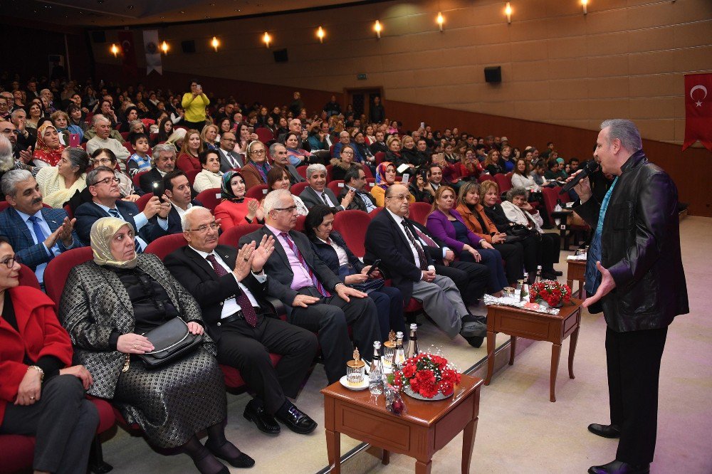 Mersin Büyükşehir’den Sevgililer Günü’nde Romantik Şarkılar Konseri