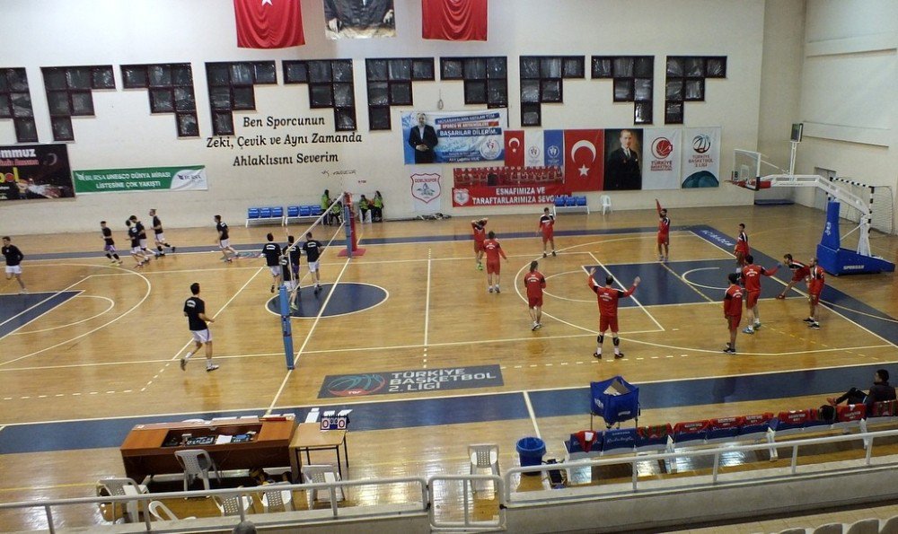 1308 Osmaneli Belediye Spor Voleybol Takımı Bölgesel Lig’de