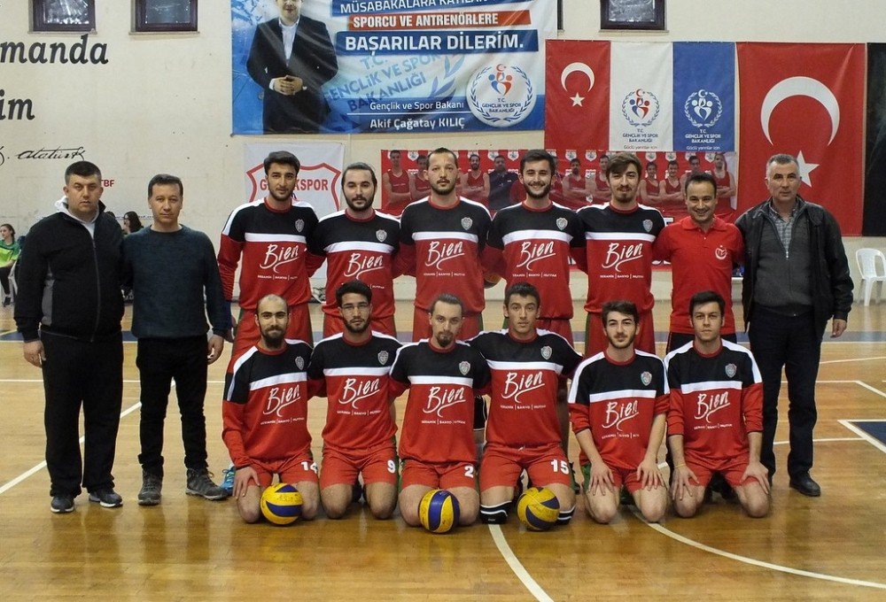 1308 Osmaneli Belediye Spor Voleybol Takımı Bölgesel Lig’de