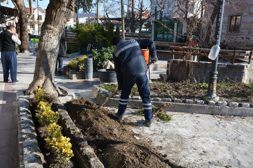 Şehzadeler’de Çalışmalar Tüm Hızıyla Devam Ediyor